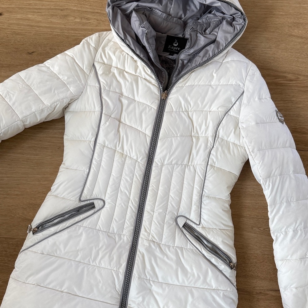 Kapre Puffer Jacket - Picture 3 of 10